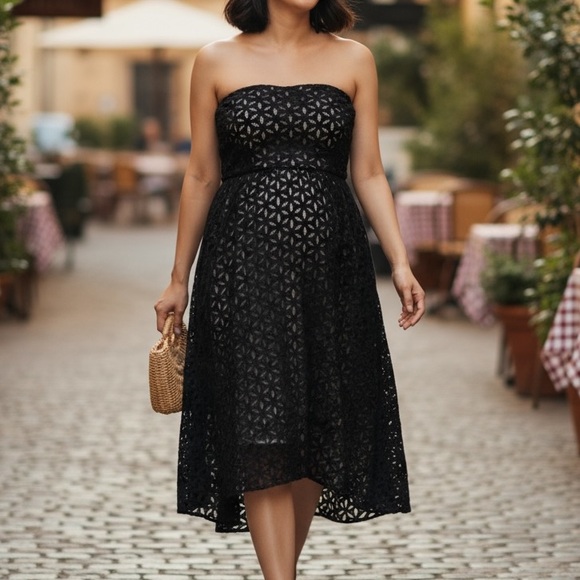Motherhood Maternity Dresses & Skirts - Motherhood Maternity Black Geometric Lace Knee Length Strapless Dress‎ Size M